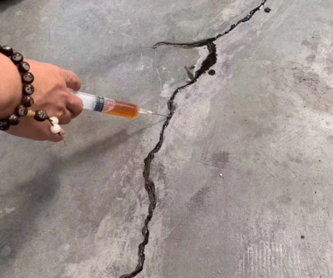 阜康混凝土裂缝修补技术详解​